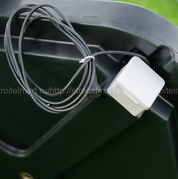 Пластиковый бак для душа на дачу Rostok (Росток) с подогревом и лейкой, 150 л.